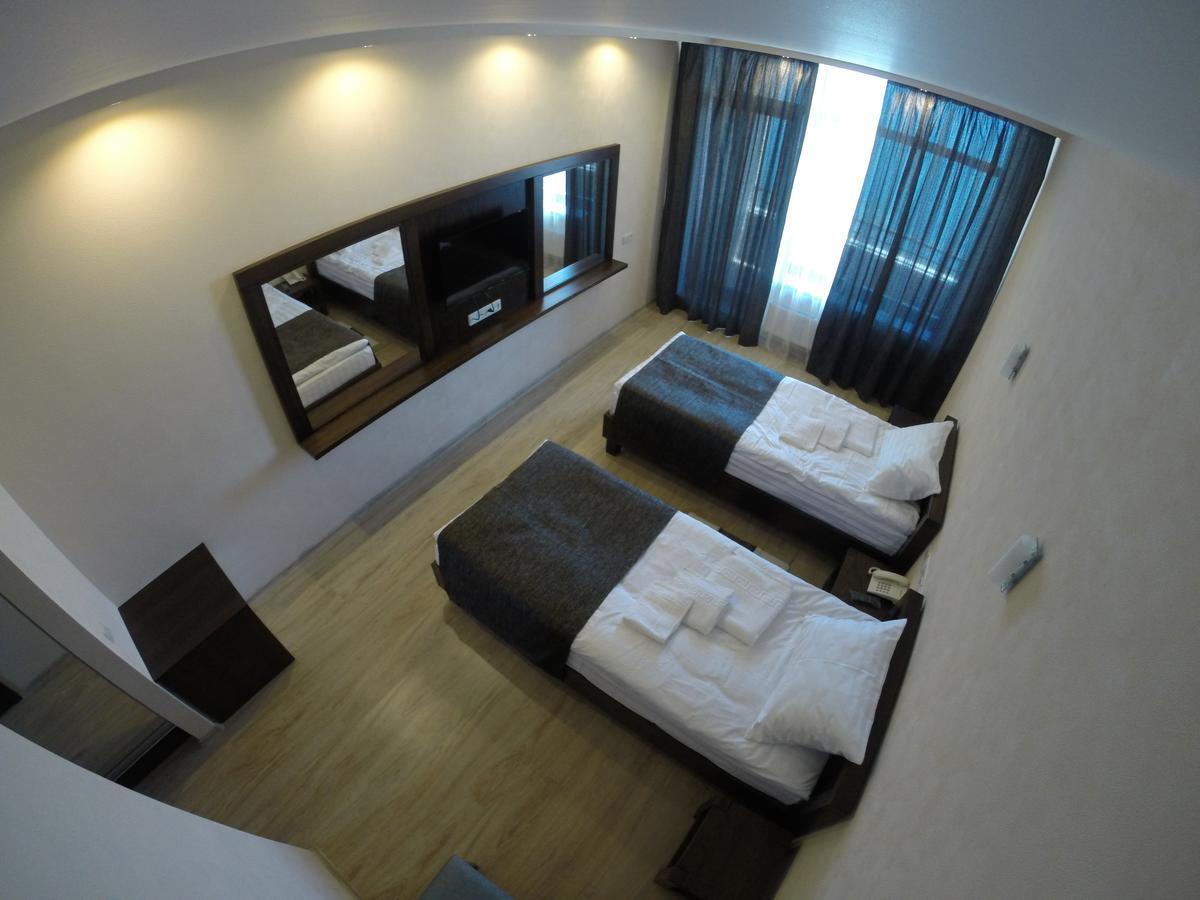 Viro Hotel Csornomorszk Kültér fotó